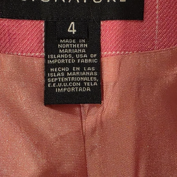 *Vintage* Jones New York Signature Blazer. 100% Linen. 'Tulip Pink'. Size 4. - Picture 7 of 8